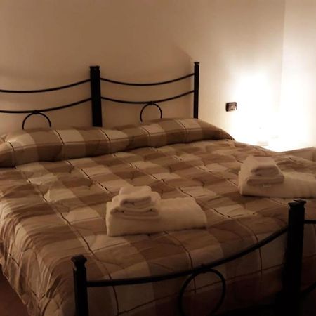 Bed and Breakfast Le Tre Stelle Ronco allʼAdige Zewnętrze zdjęcie